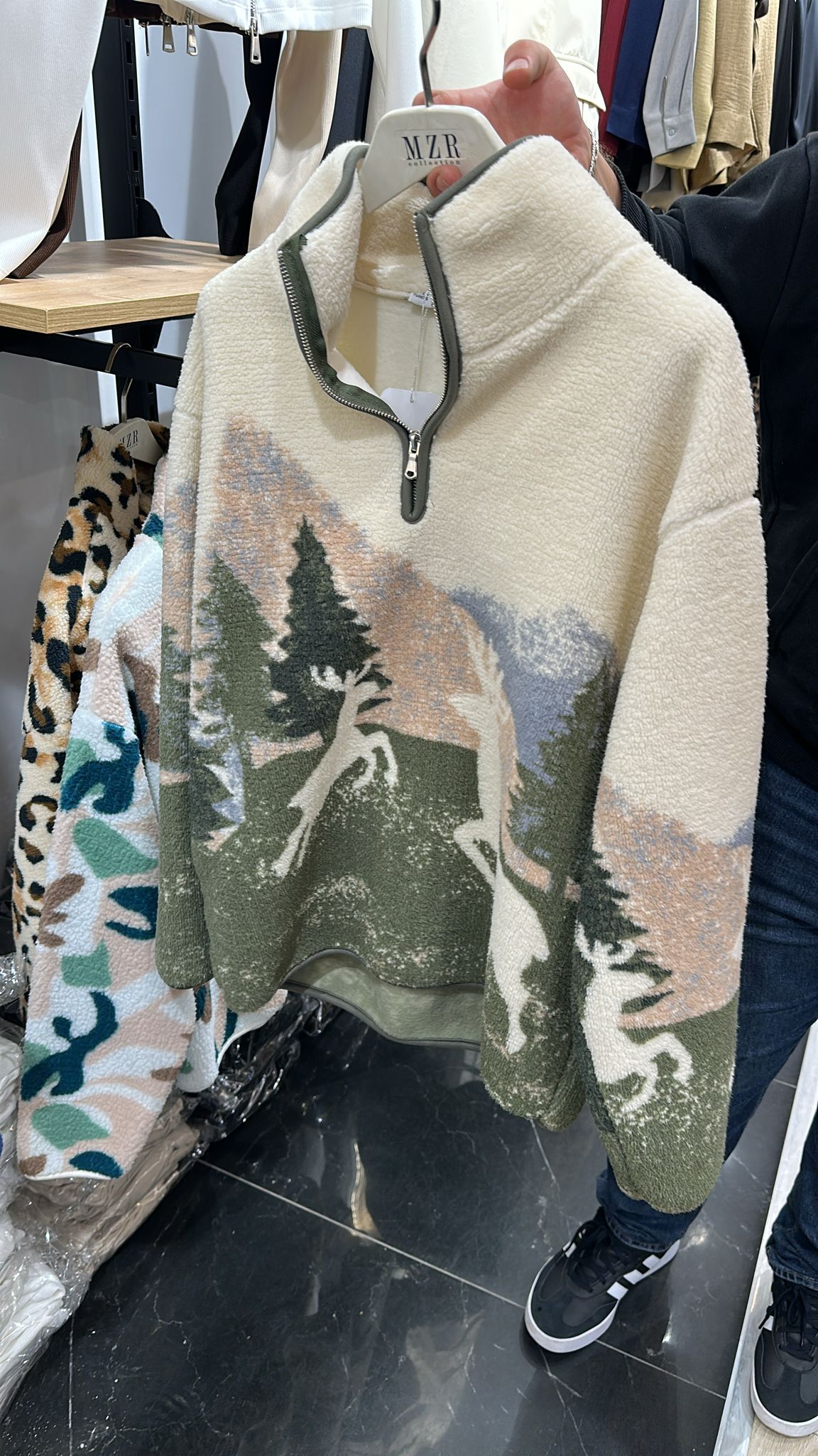 Zippered printed sherpa Sweatshirt