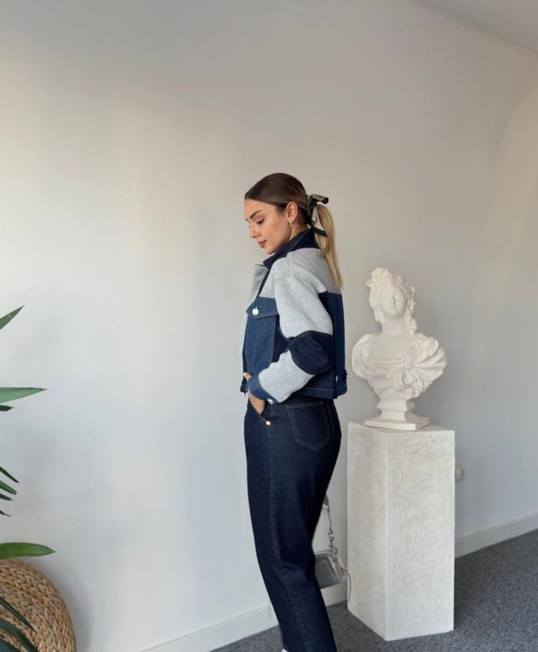 Jeans jacket with fleece details