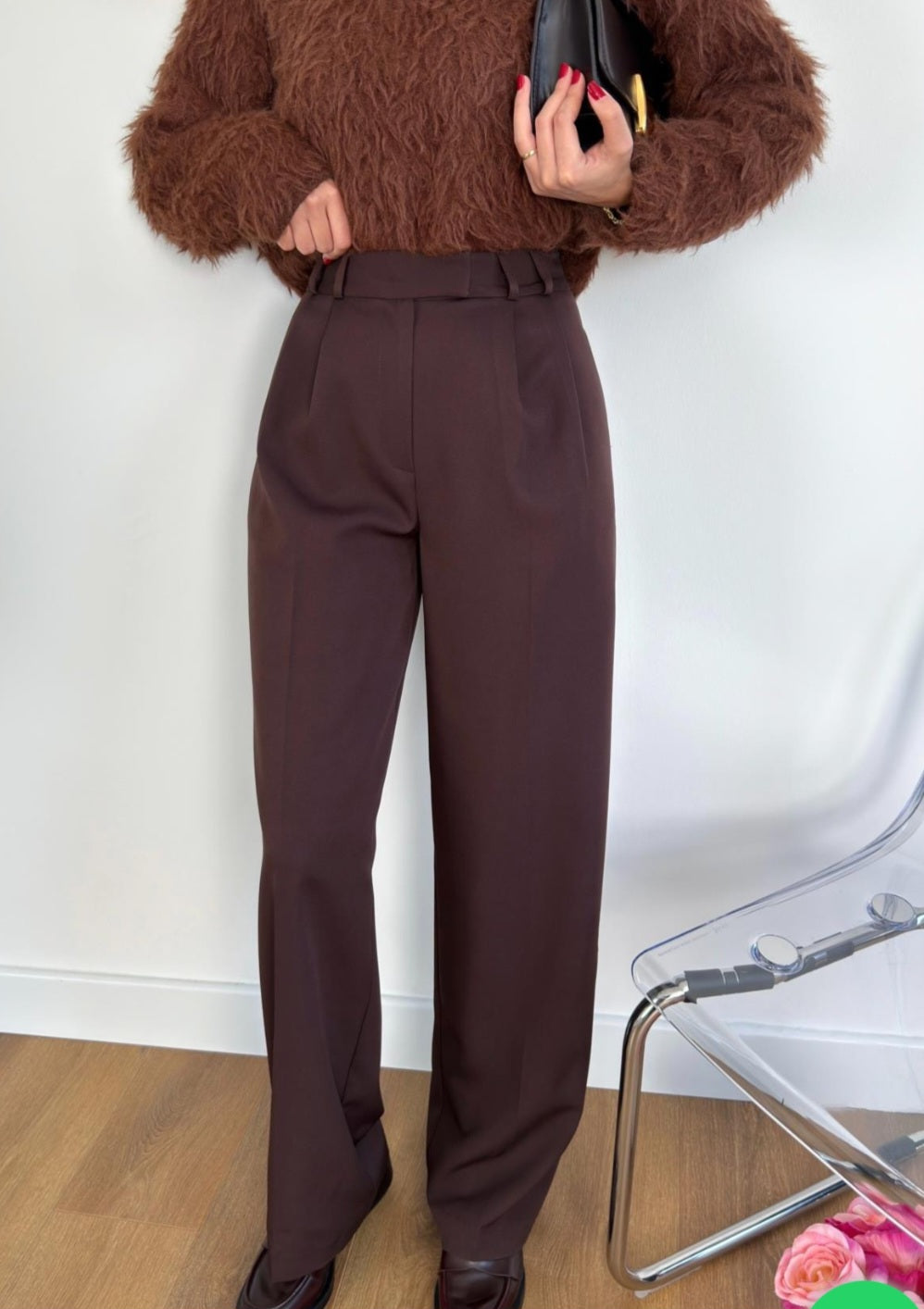 Wide-leg trouser with pleats