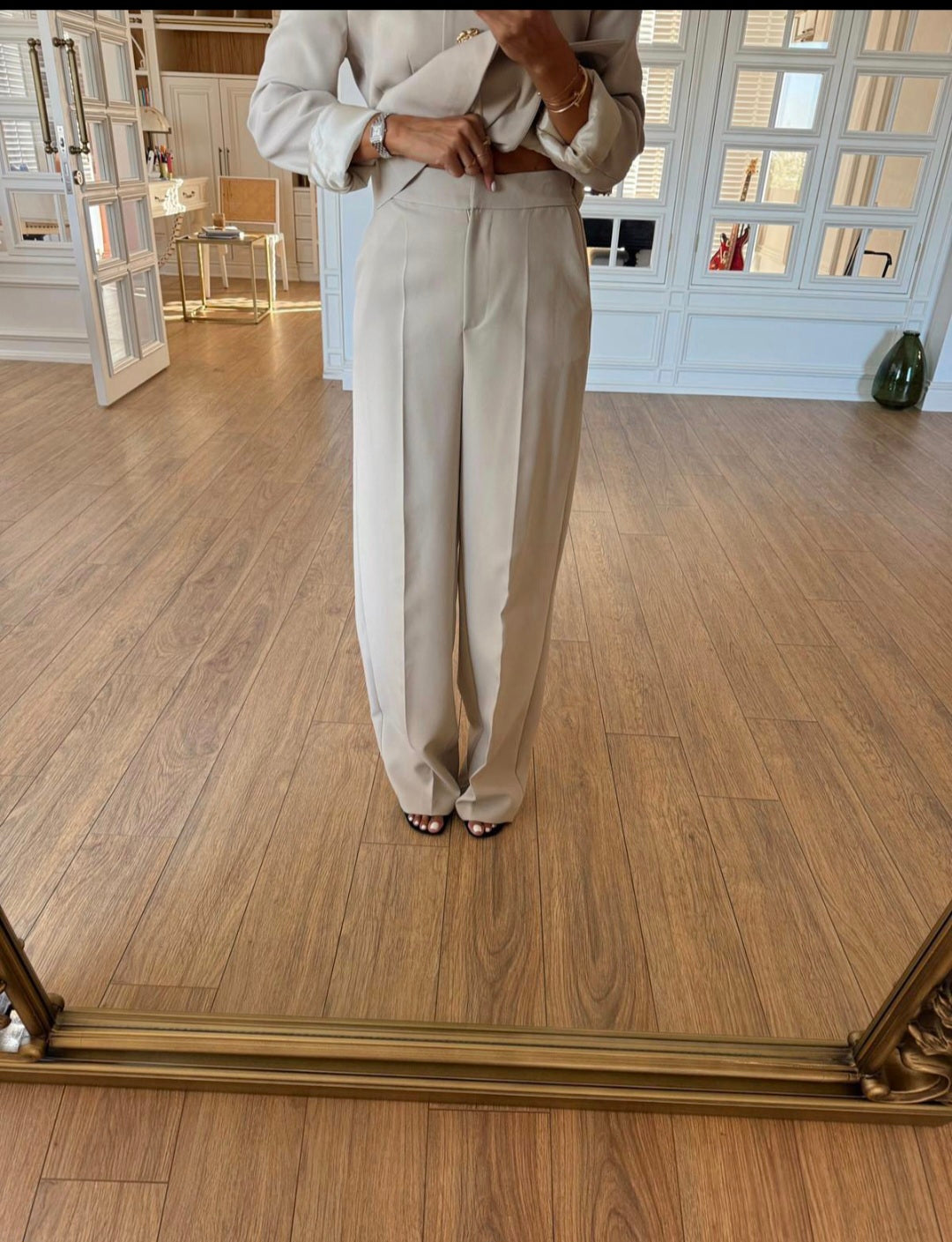 ZARA model gold buttons suit