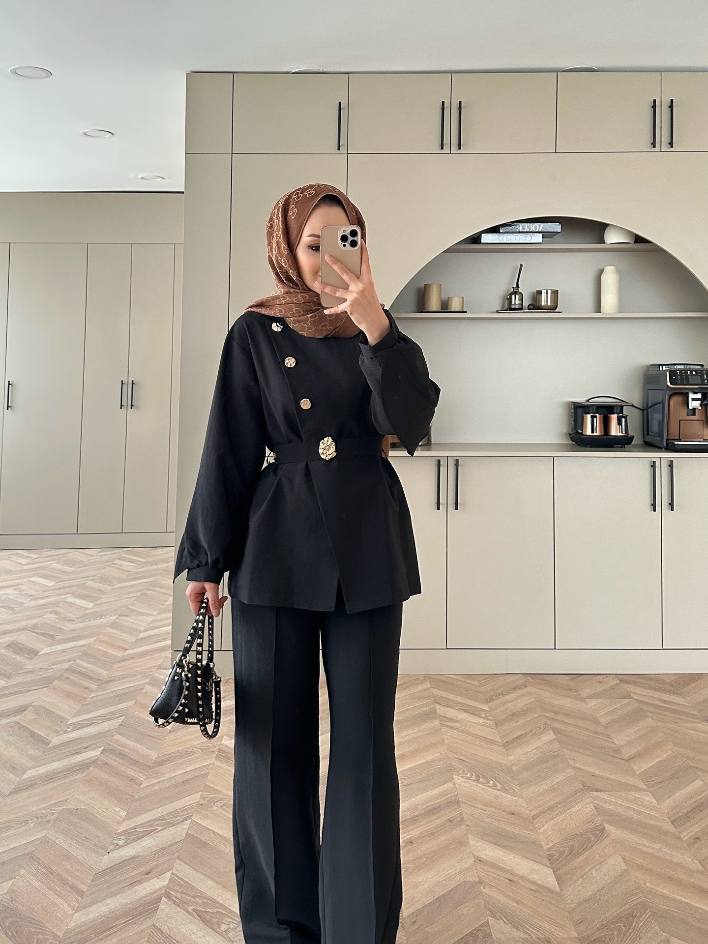 TB-Nema Gold Button Detail Cupra Suit black