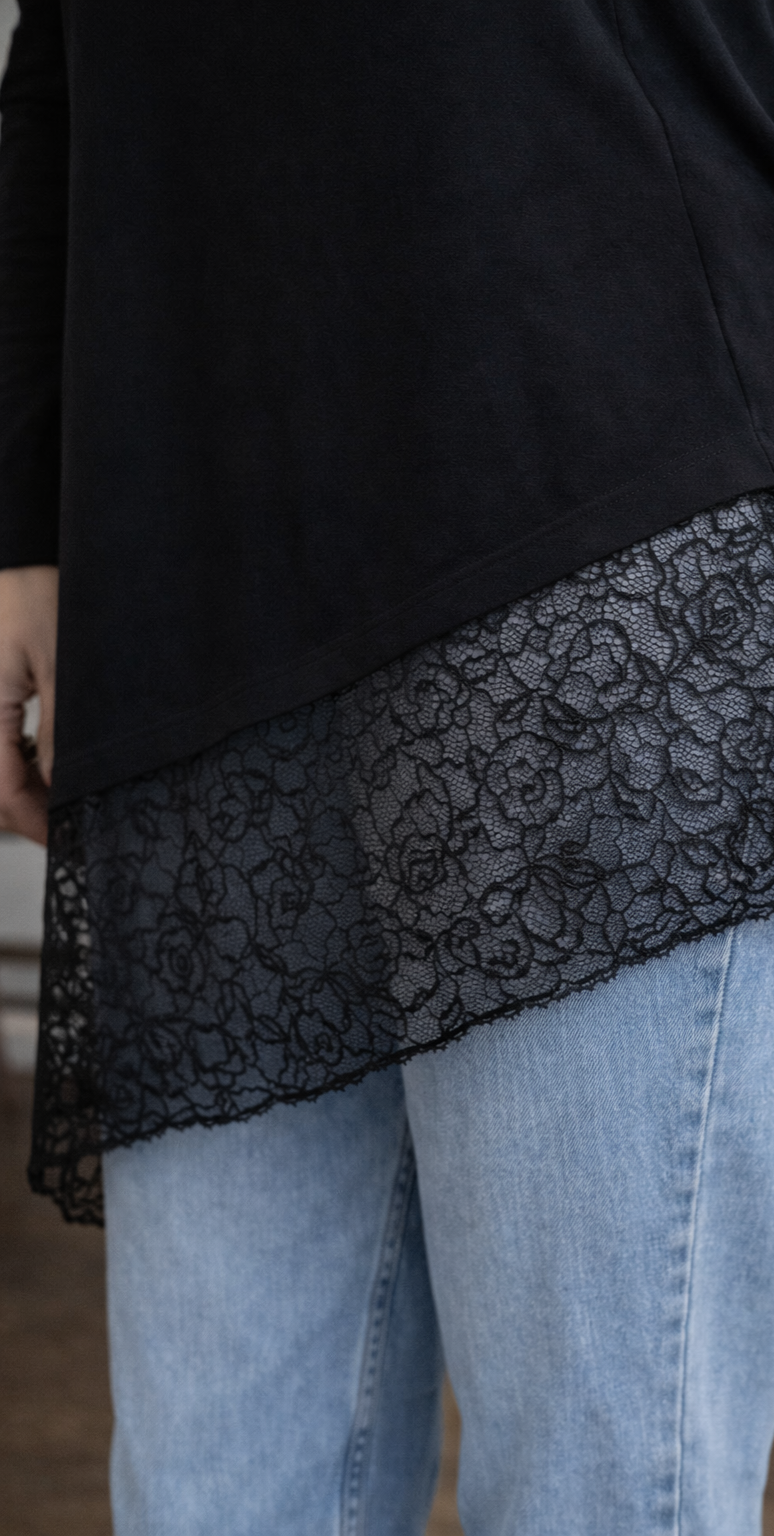 Oversized bias-cut blouse with lace details