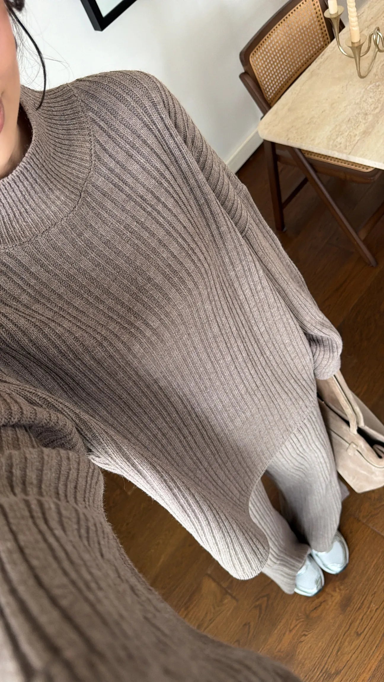 ROUND NECK KNITTED TROUSER SET