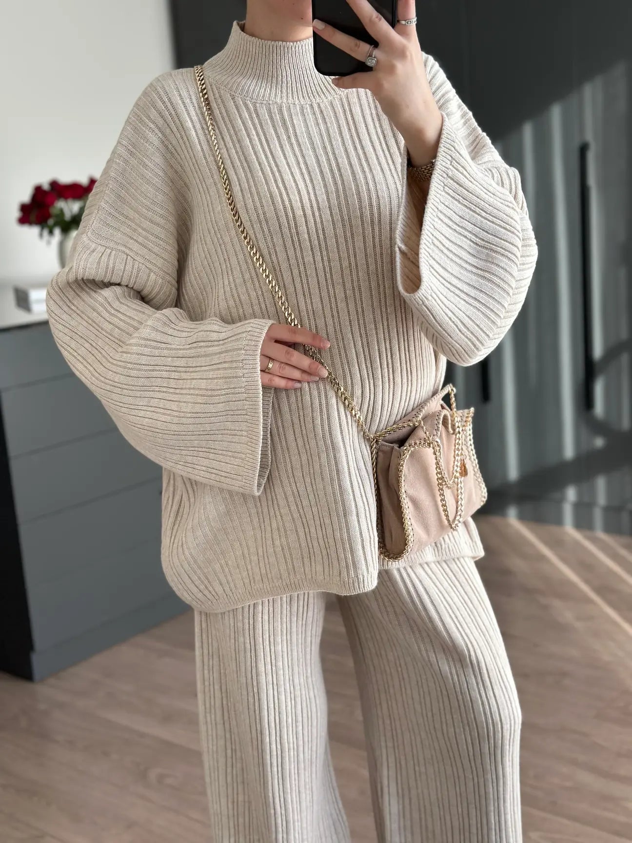 ROUND NECK KNITTED TROUSER SET