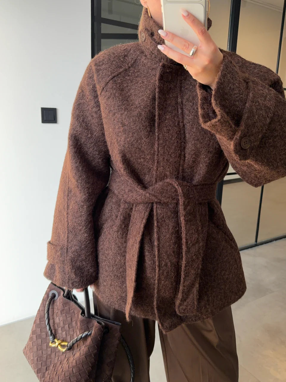 CASHMERE COAT WITH BUCKLE BELT