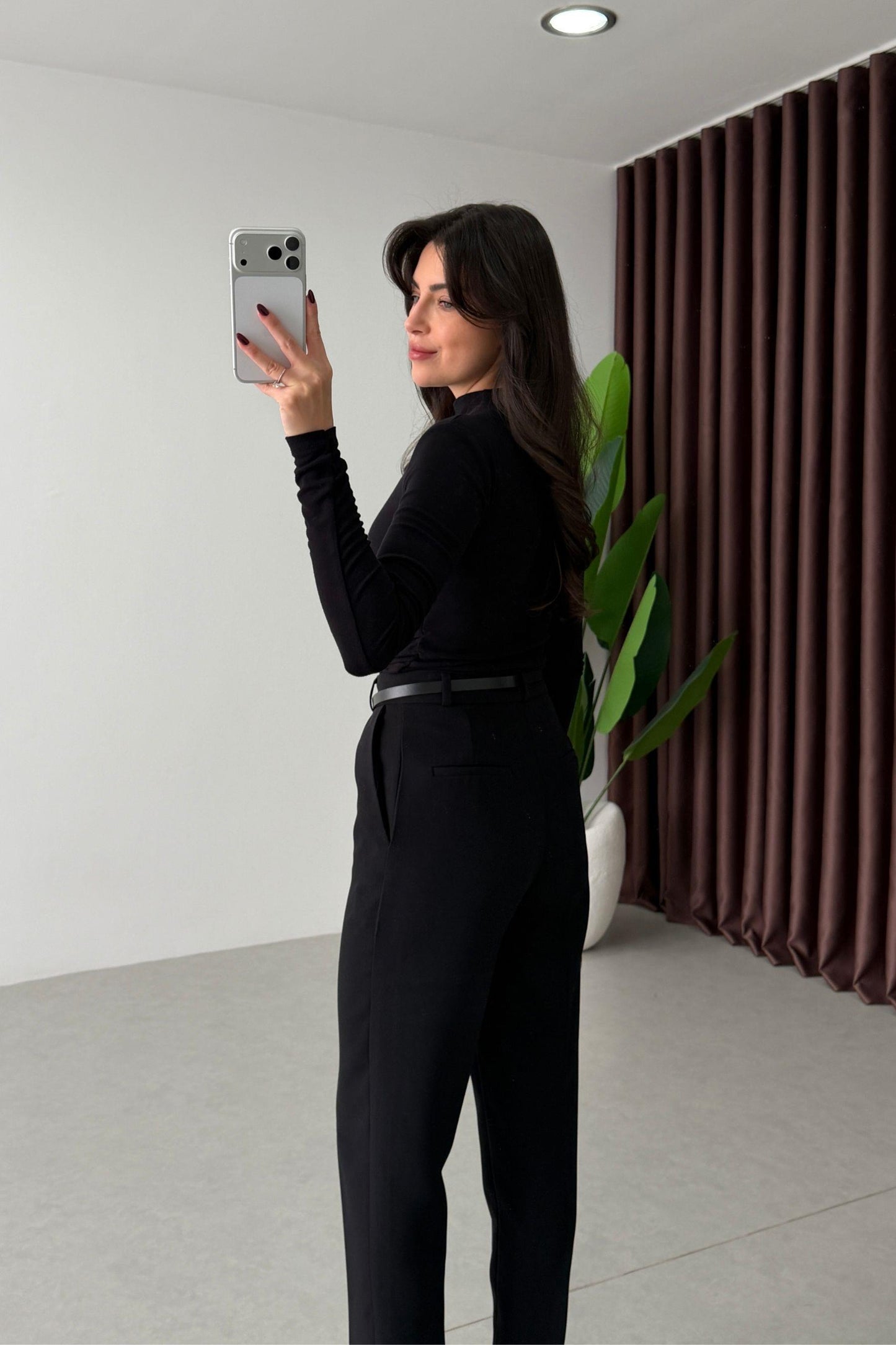 Black Crepe Fabric Belted Carrot Pants