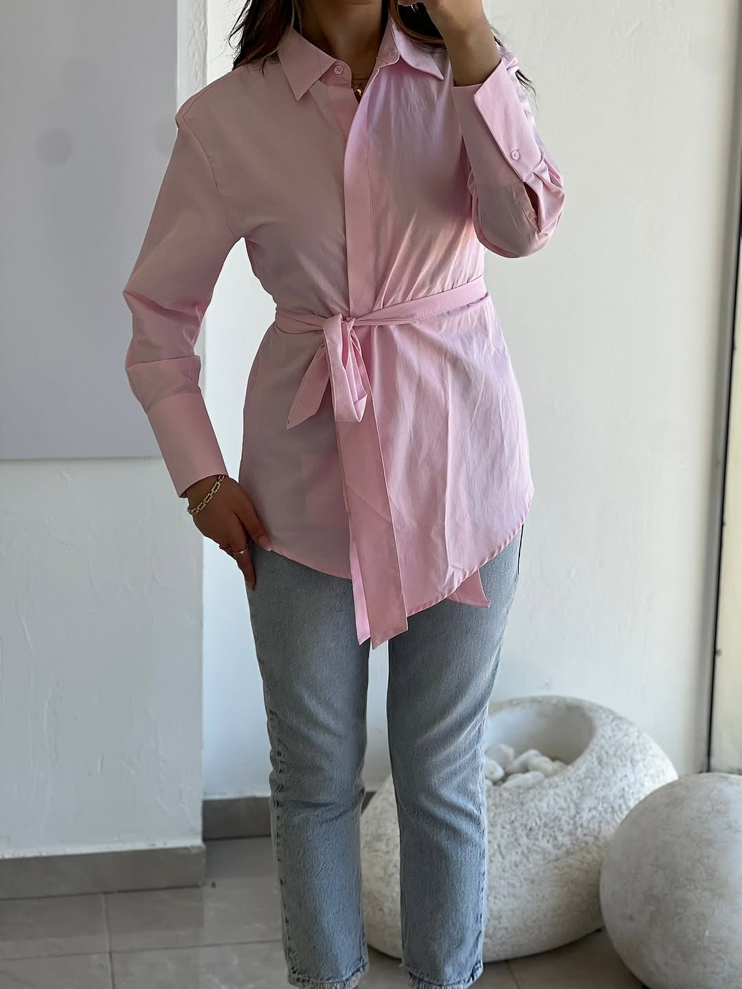 Buttonless Belted shirt (premium poplin)