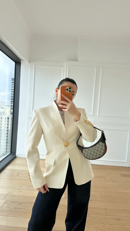 Chinese collar blazer with gold button