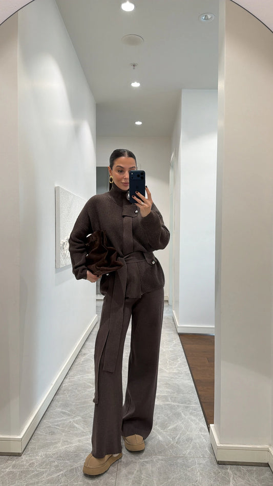 STAND-UP COLLAR BELTED KNITWEAR SET