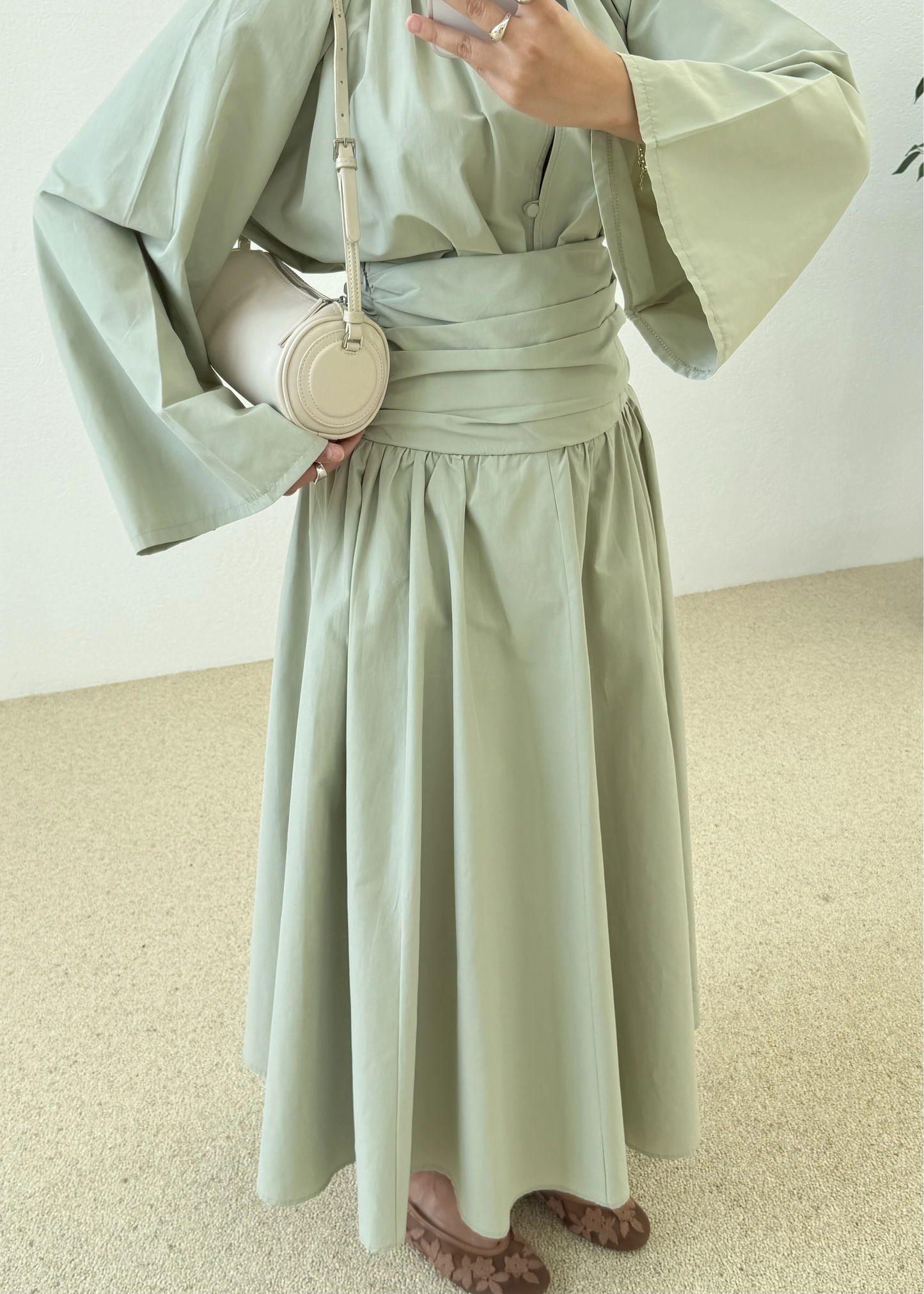 Waist-Fitting Premium Two-Piece Set - light marina green