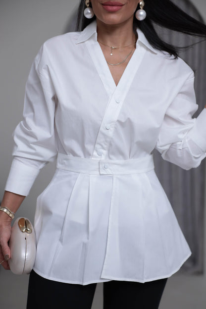 Two-piece shirt (wrappable like a skirt) in white poplin fabric with an elegant design