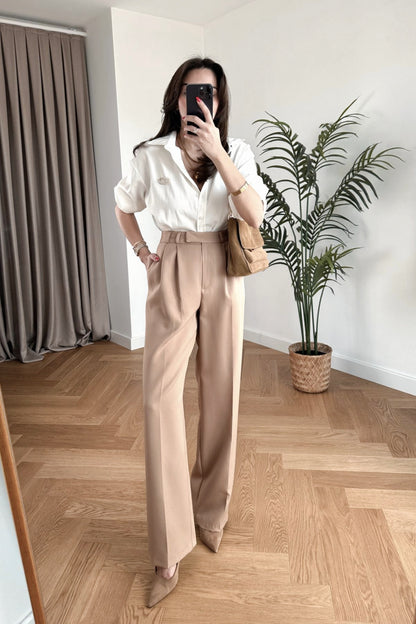 Wide-leg trouser with pleats