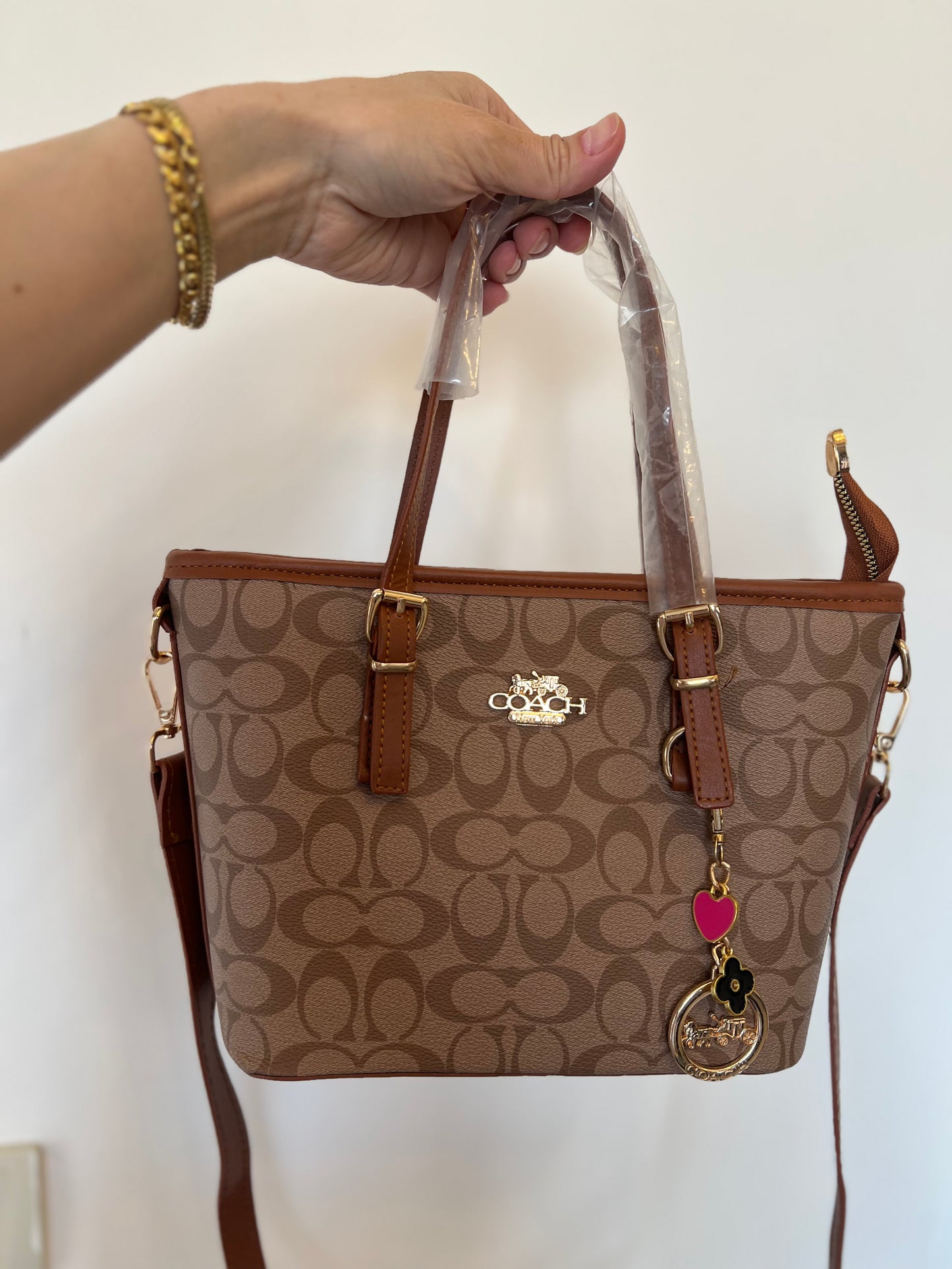 Coach tote bag (medium size)