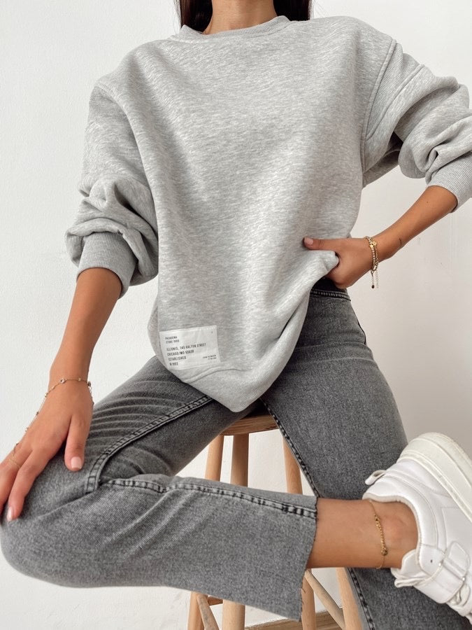 Sweatshirt with Zipper on the Back