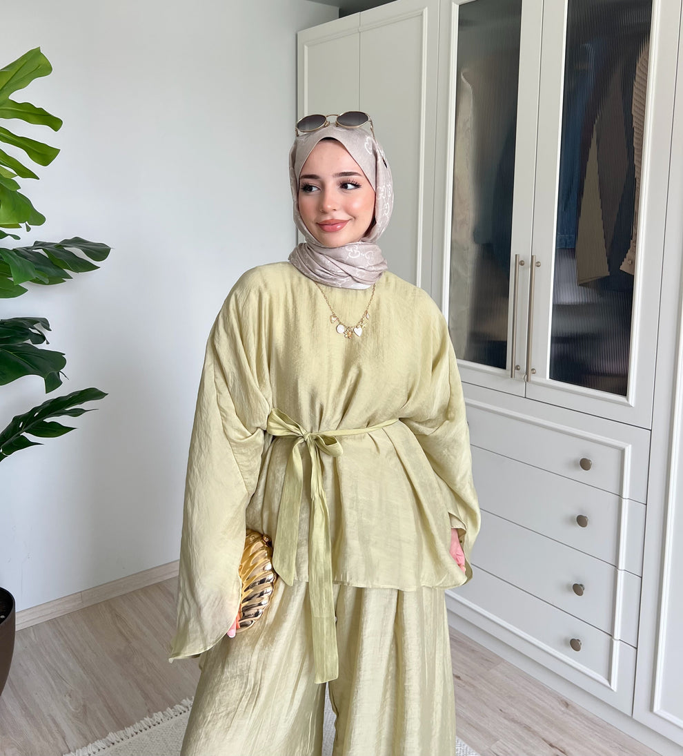 Soft Petal Tie-Waist Set - kiwi green