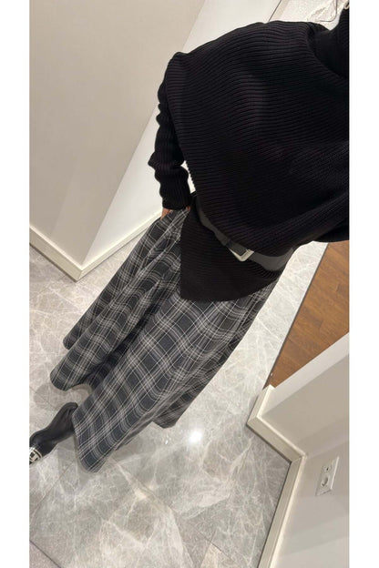 Belted wool high-neck