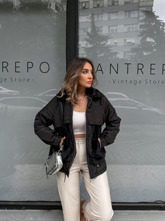 Waterproof jacket with fur details