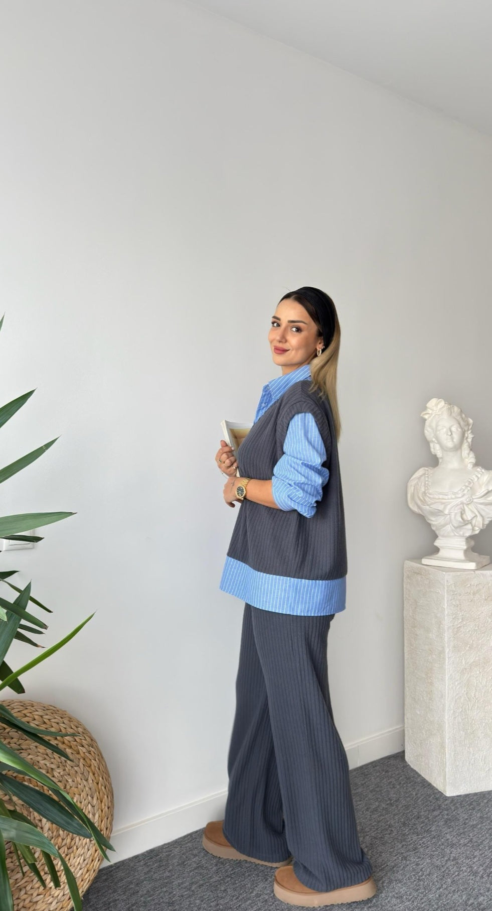 Knitted cotton tracksuit with shirt details