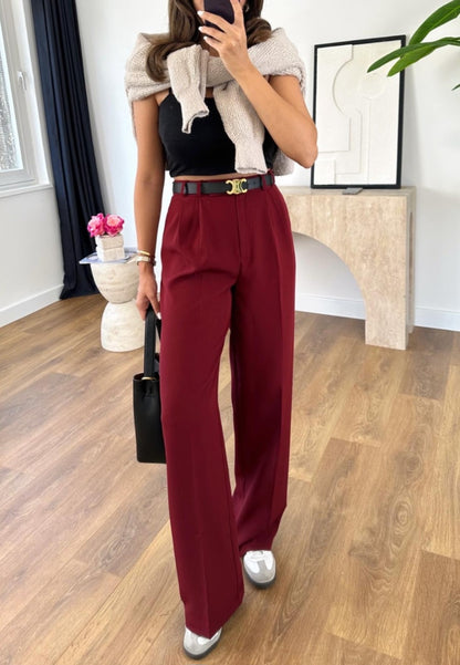 Wide-leg trouser with pleats