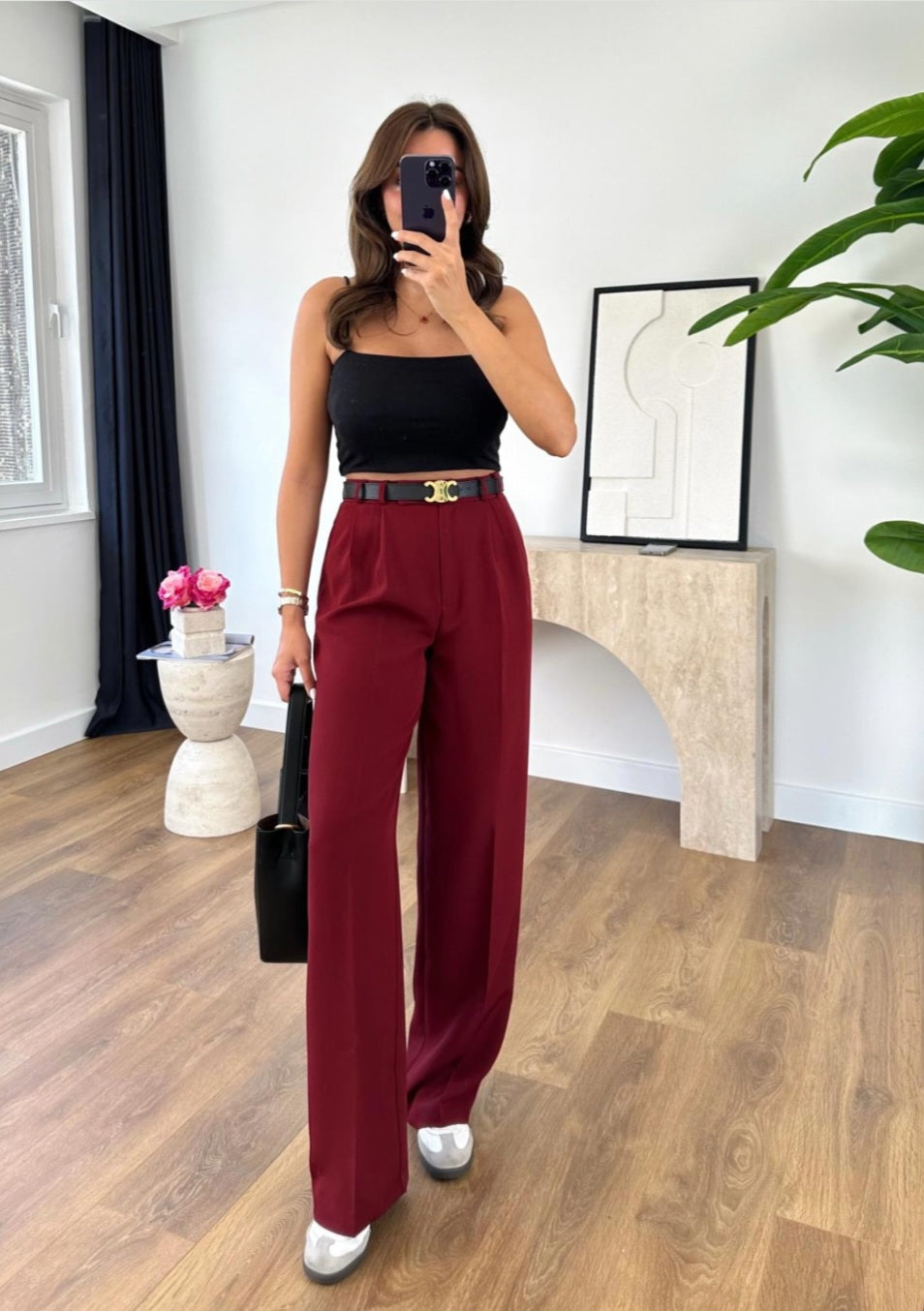 Wide-leg trouser with pleats