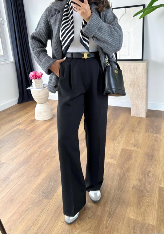 Wide-leg trouser with pleats