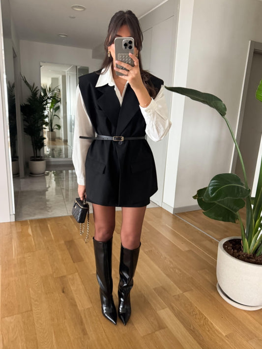 Oversize vest with belt