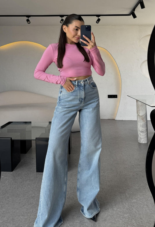 Wide leg jeans