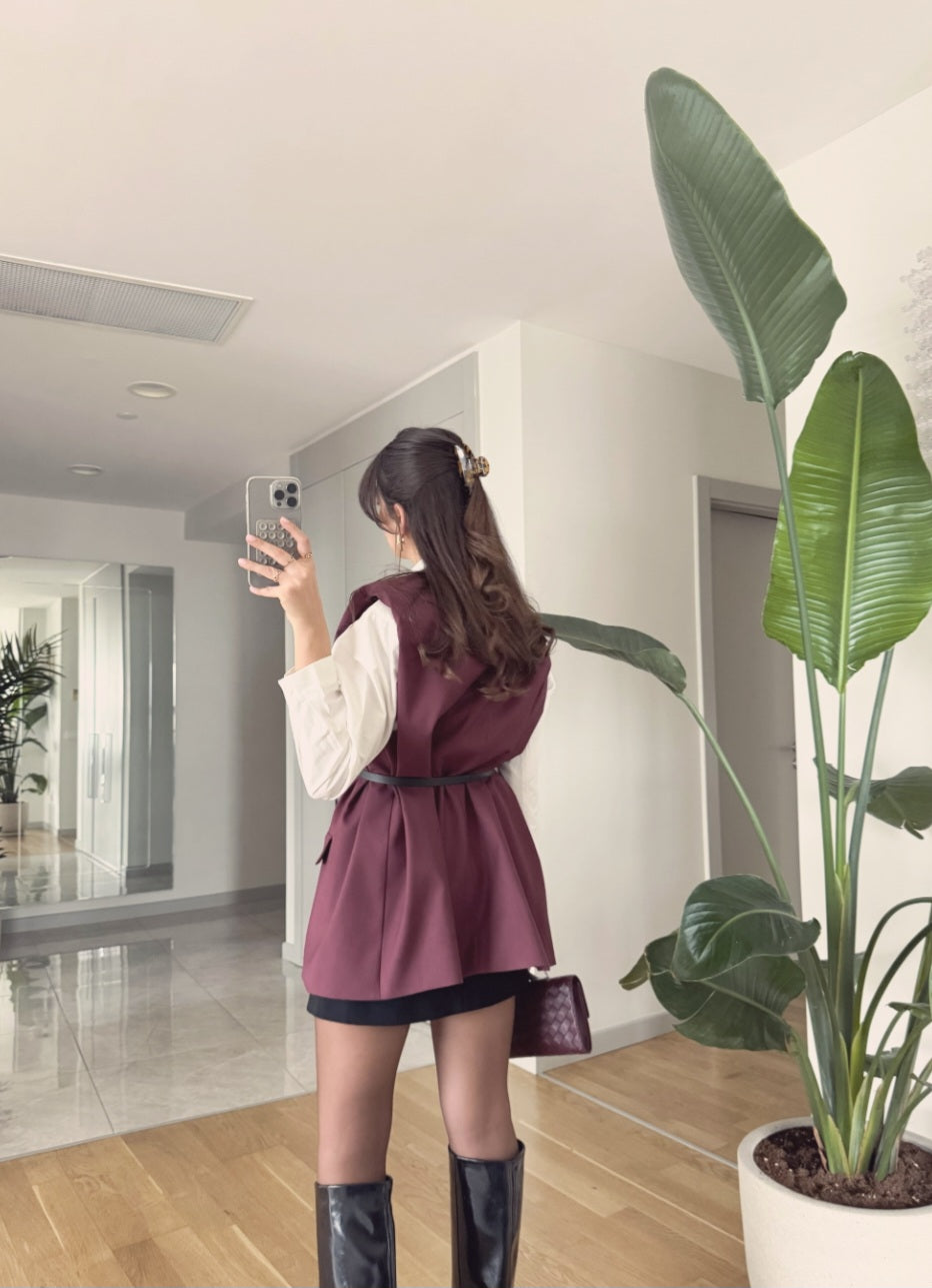 Oversize vest with belt