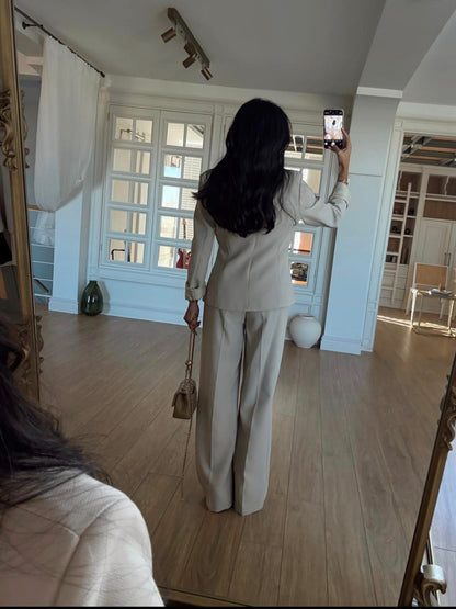 ZARA model gold buttons suit