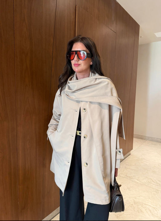 Massimo dutti trenchcoat with removable scarf