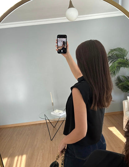 Sleeveless Padded top