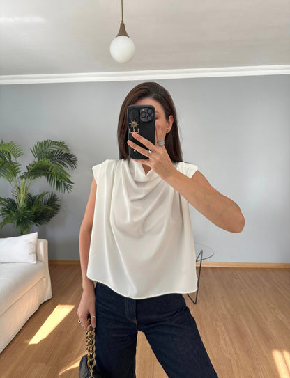 Sleeveless Padded top