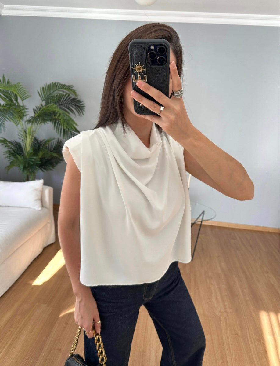 Sleeveless Padded top