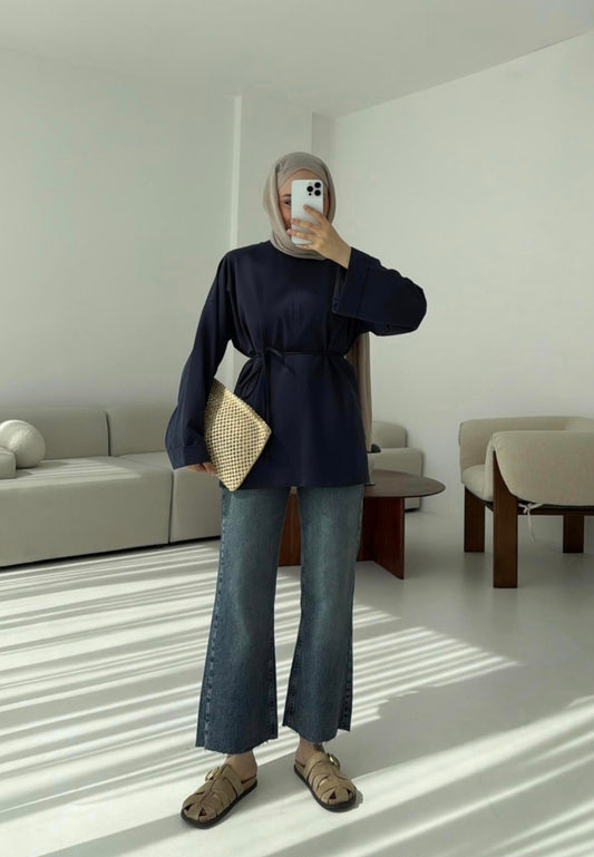 Belted Wide sleeve sweatshirt with side slit (navy blue)