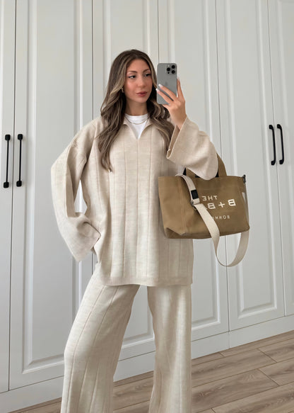 Beige collar V-Neck Knitwear Suit