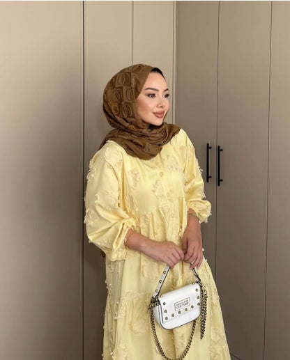 Boheme dress With gold thread details