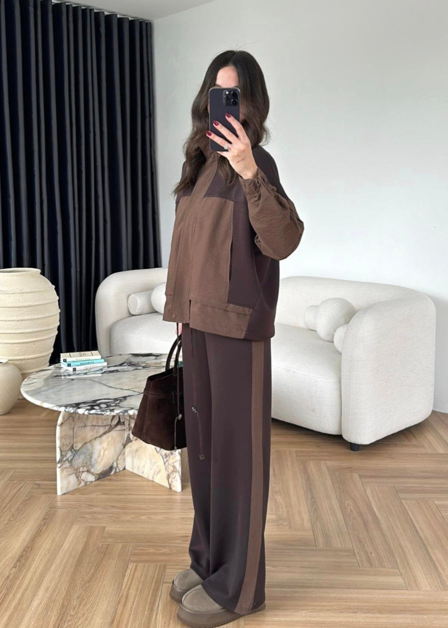 Oysho fabric with Parachute Detailed Suit brown