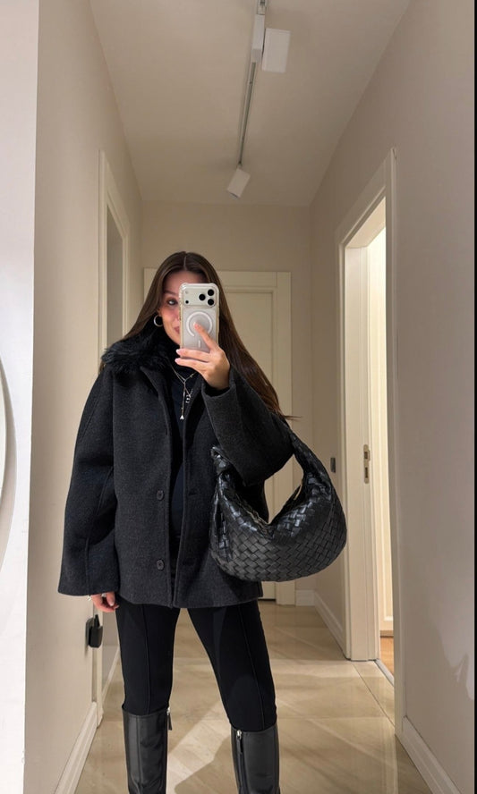 Unlined Felt jacket with removable fur collar