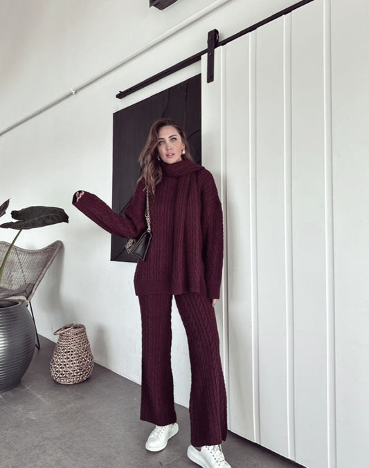 Braided knitted set with scarf