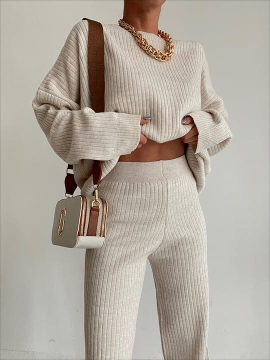 Striped knitted set