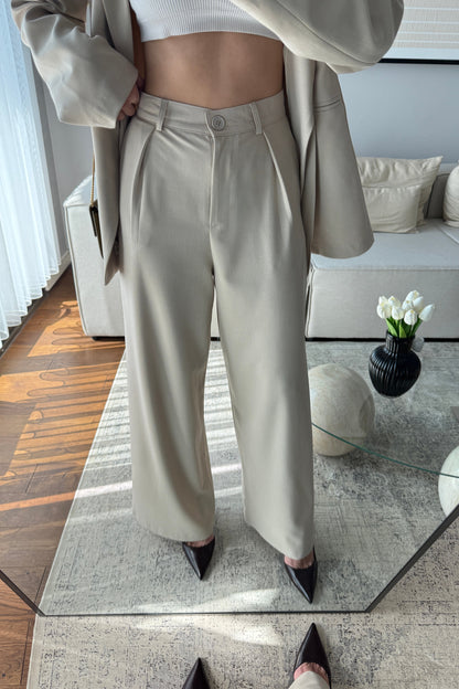 Beige Elegance lace-up Wrap jacket with straight-leg trouser suit