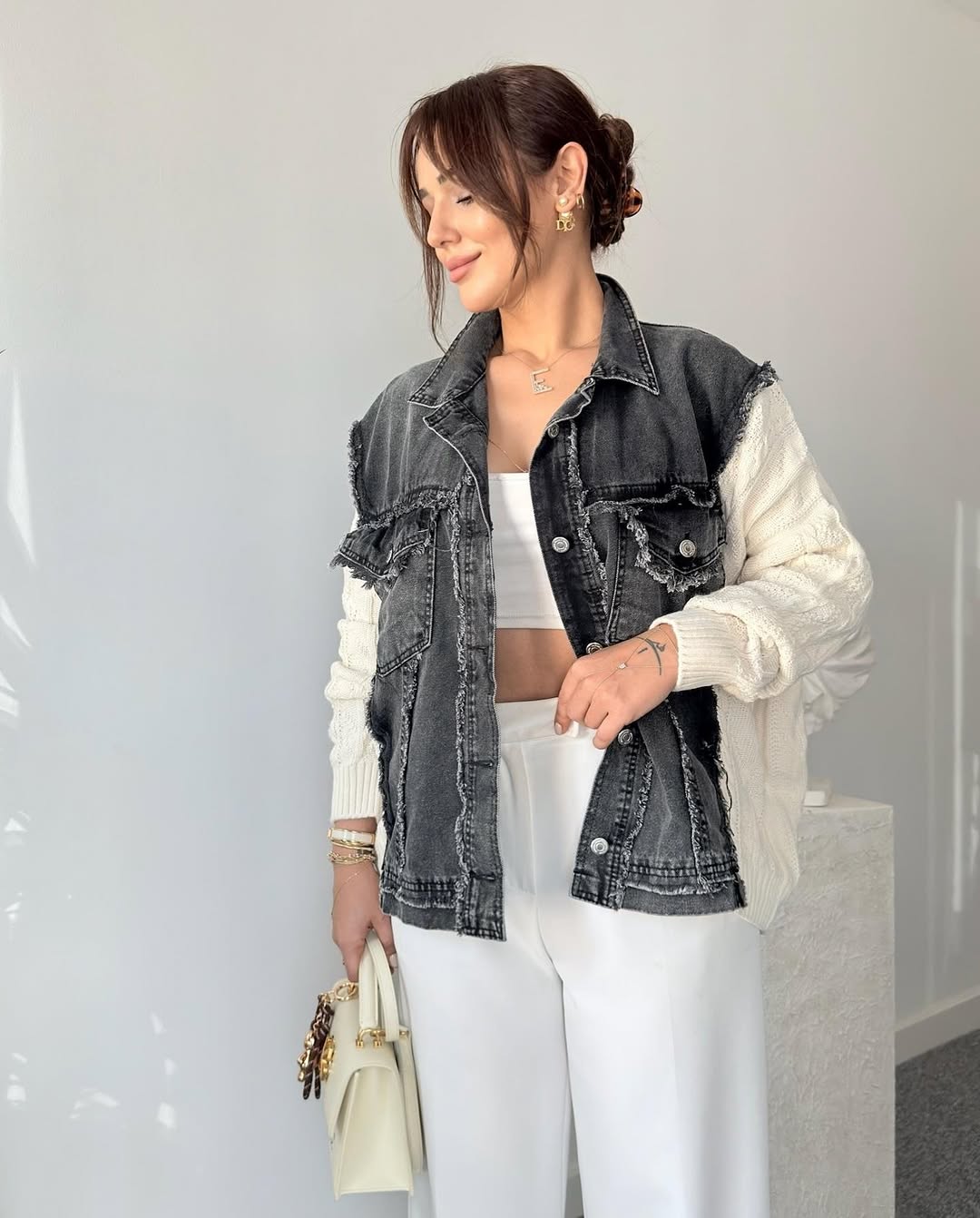 Jeans jacket with knitted details