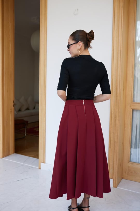 Pleated midi skirt