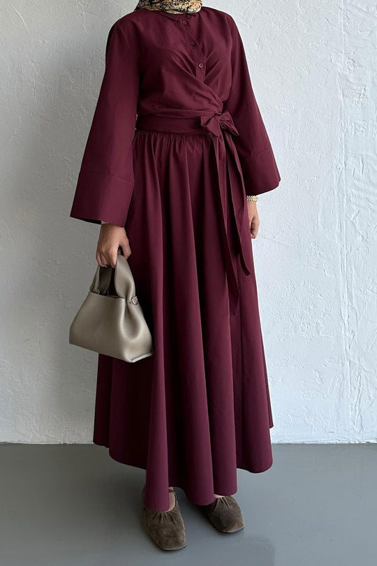 Wide sleeve dress with tie belt