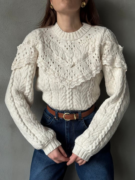 Wool sweater with ruffle