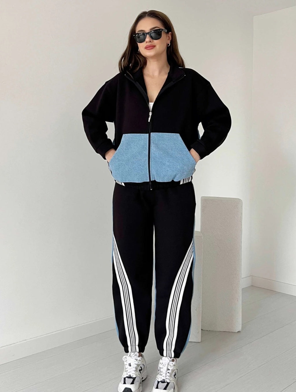 Contrast Fleece with jeans tracksuit