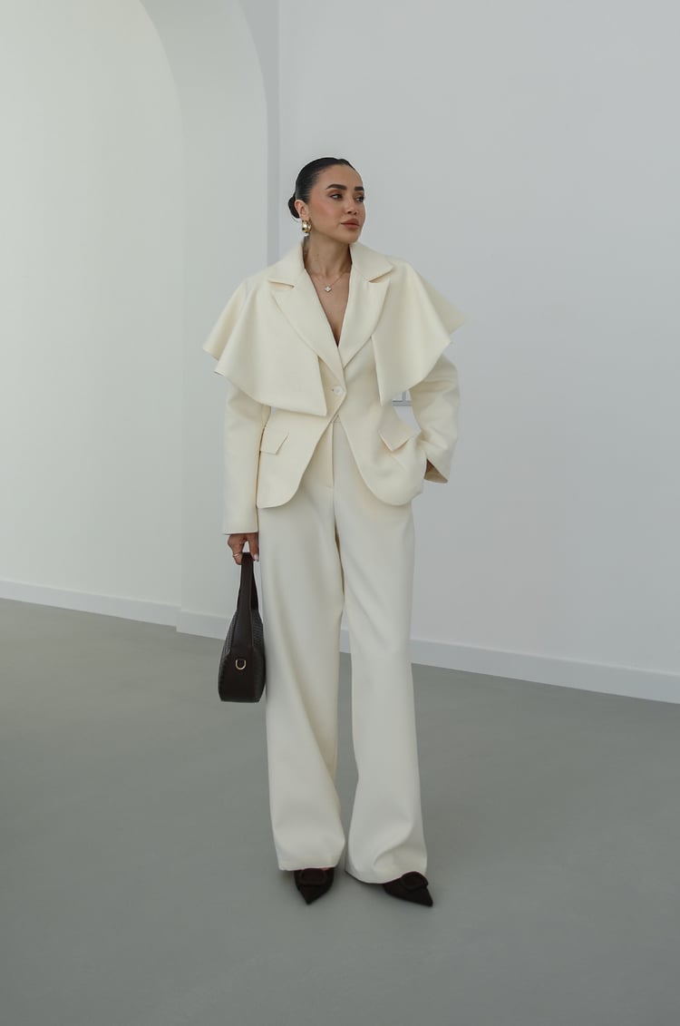 Jacket with removable cape suit - beige