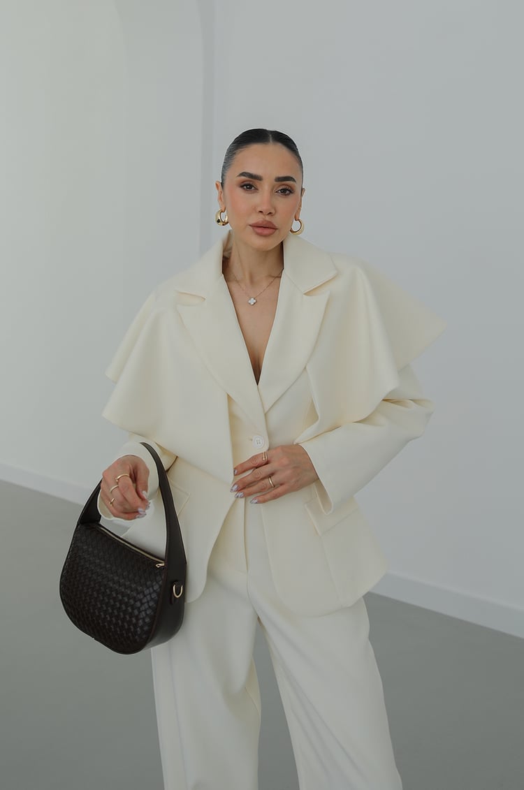 Jacket with removable cape suit - beige