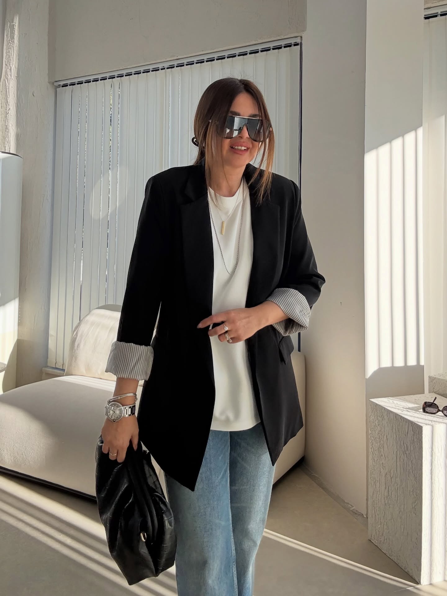 Oversized blazer with striped lining-black