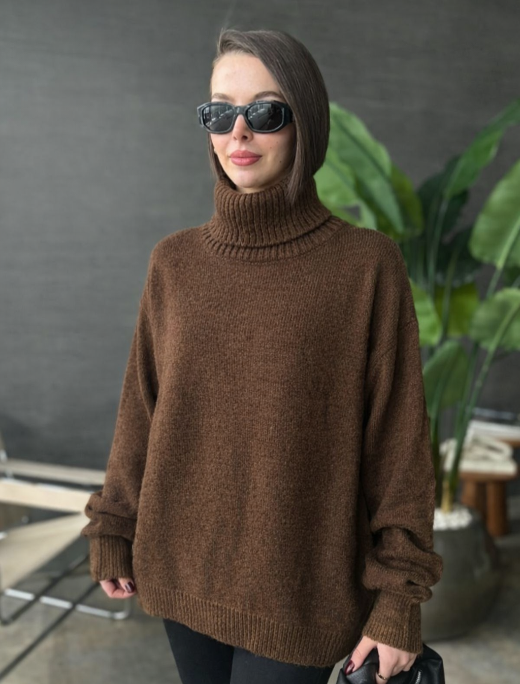 High-neck wool jumper